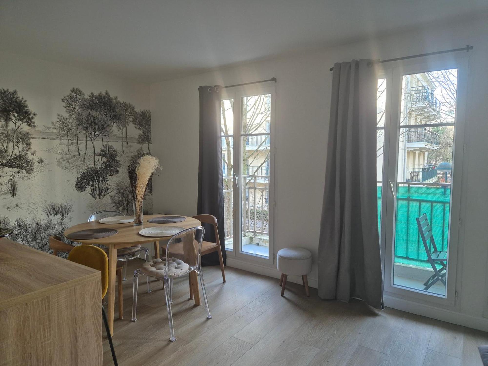 Appartement Cosy Pres Du Rer Chessy  Exterior photo